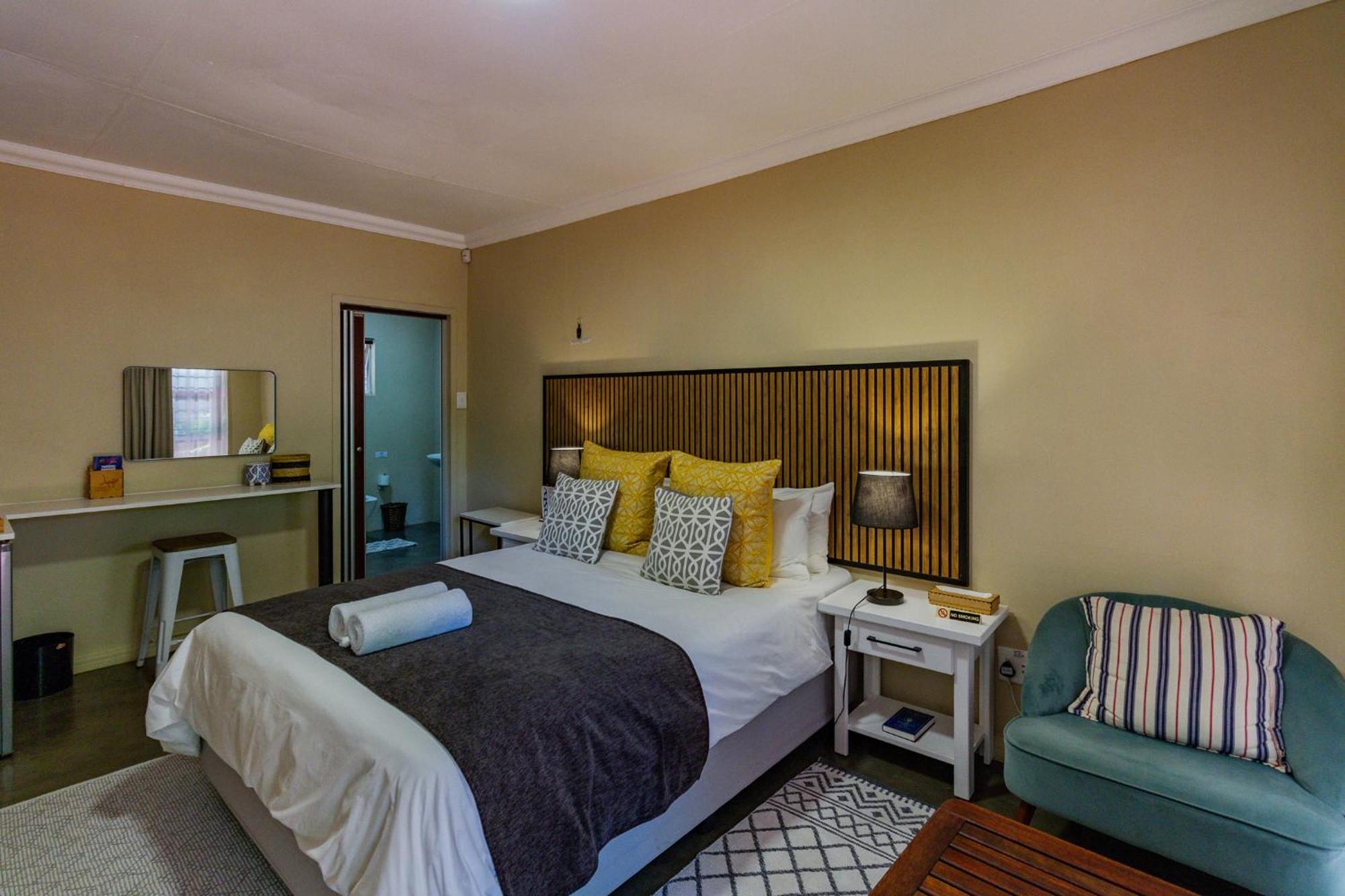 Pumleni Guesthouse Hartbeespoort Exterior photo